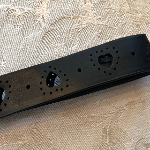 UNIF Heart black faux leather Heart belt - Picture 5 of 7